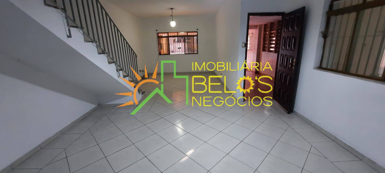 Casa para alugar com 3 quartos, 160m² - Foto 2