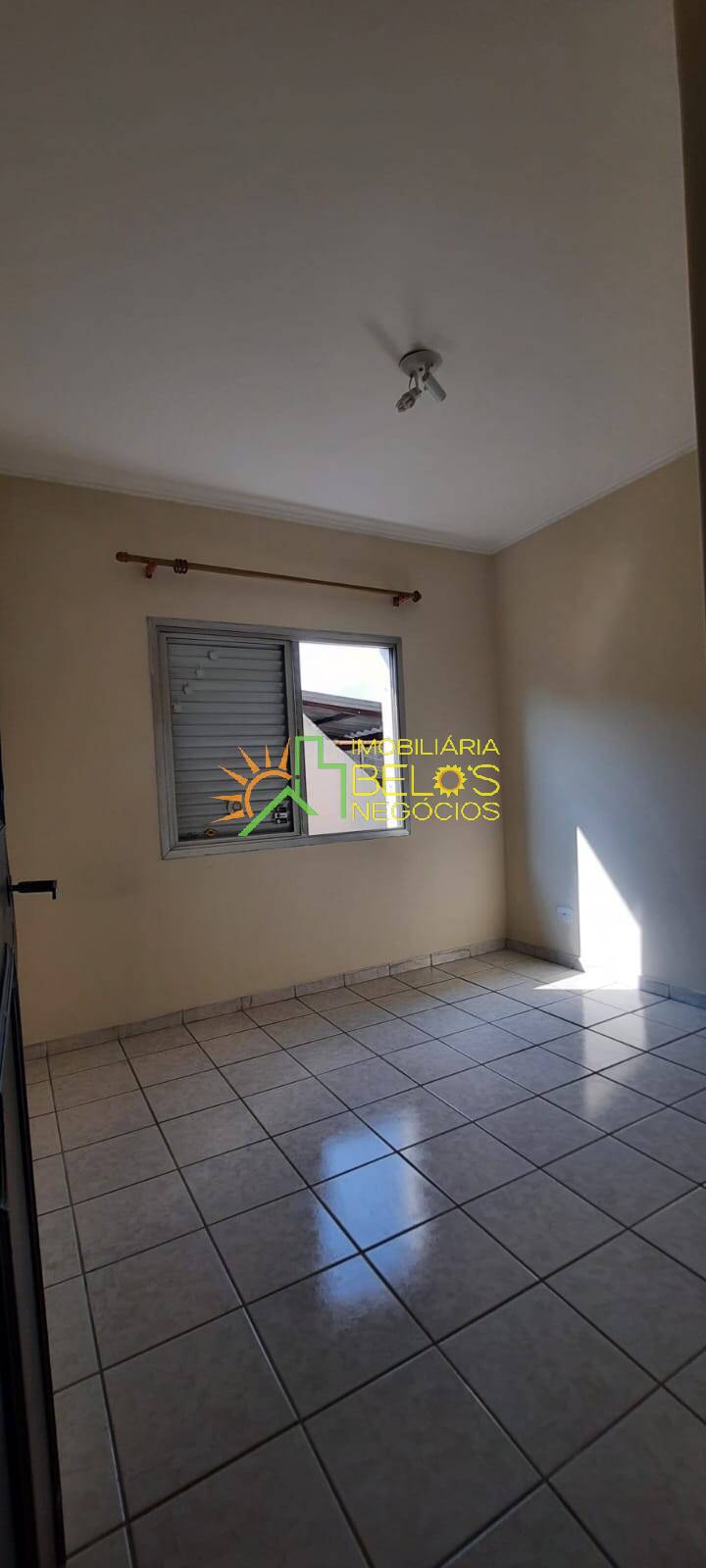 Casa à venda com 3 quartos, 270m² - Foto 10