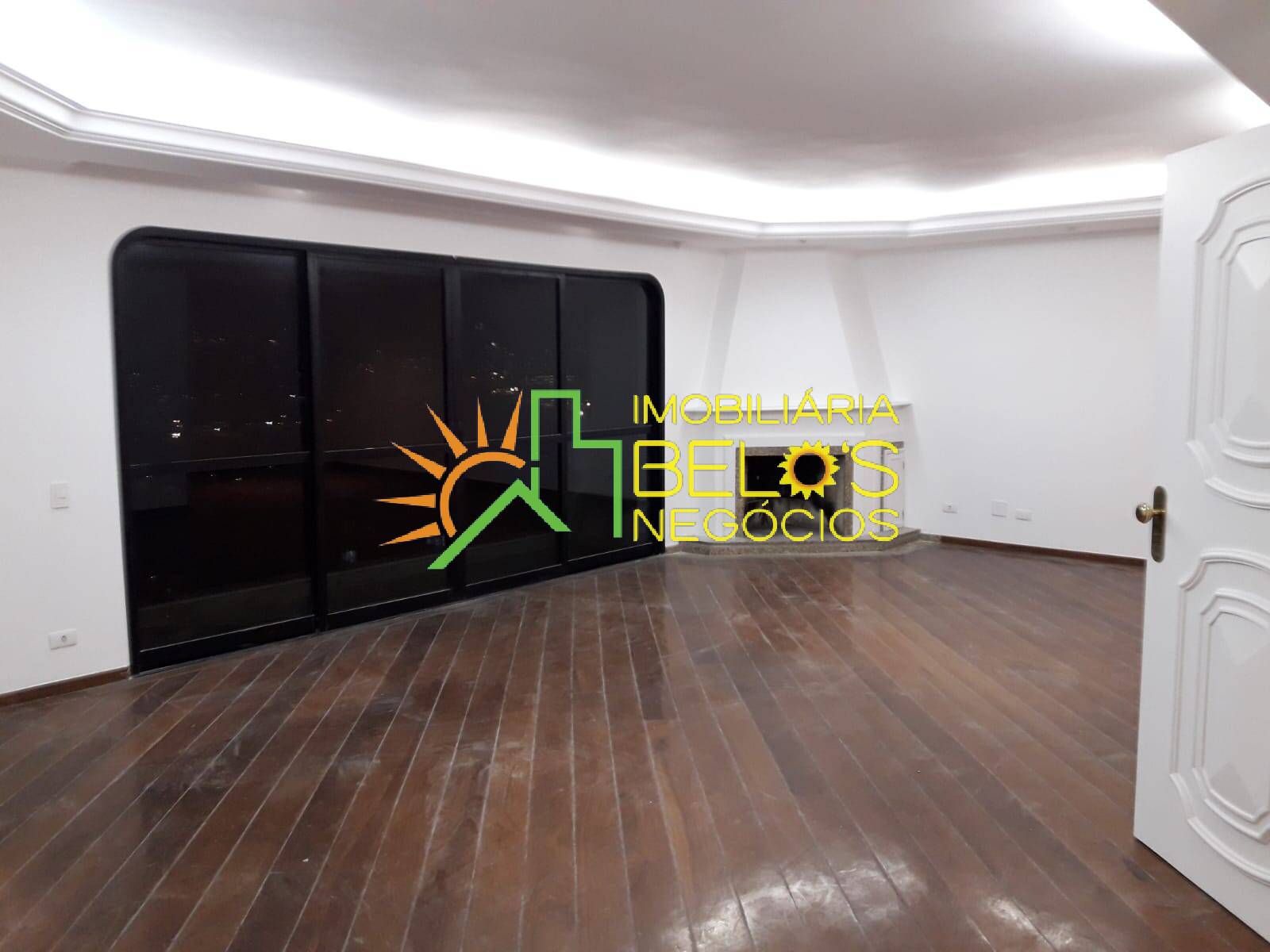 Apartamento à venda e aluguel com 3 quartos, 210m² - Foto 3