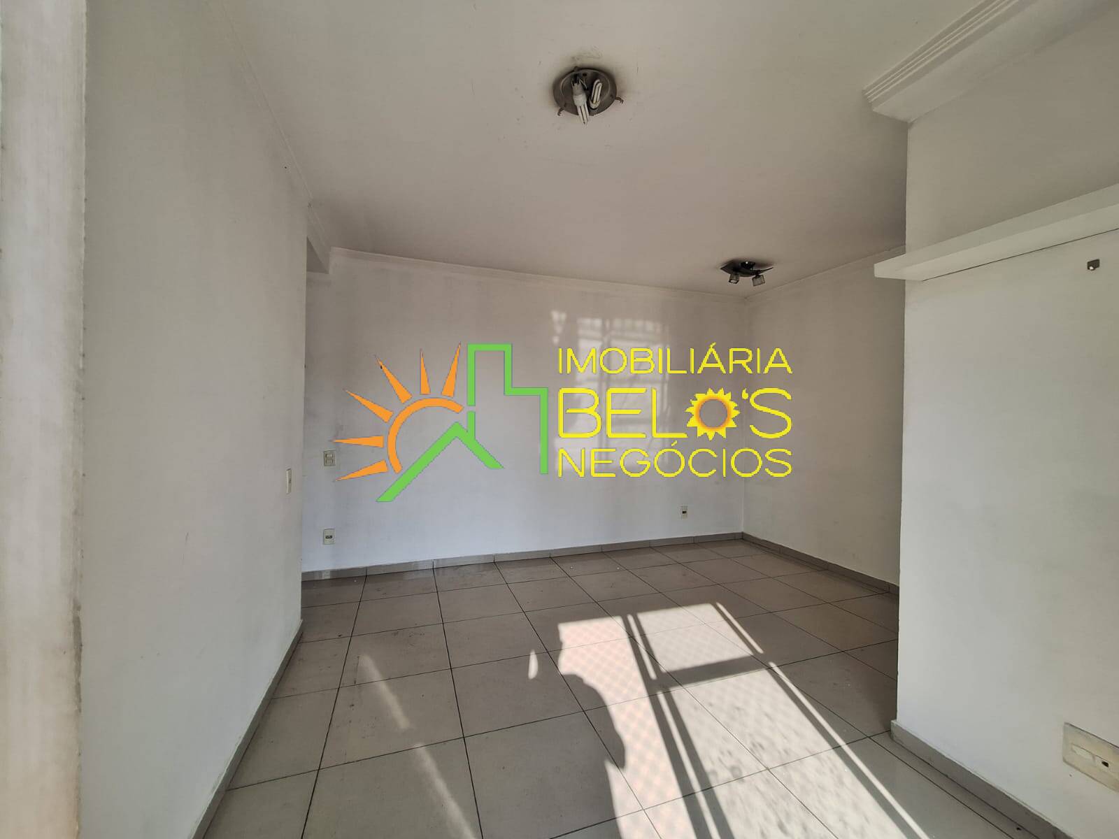 Apartamento para alugar com 2 quartos, 50m² - Foto 4