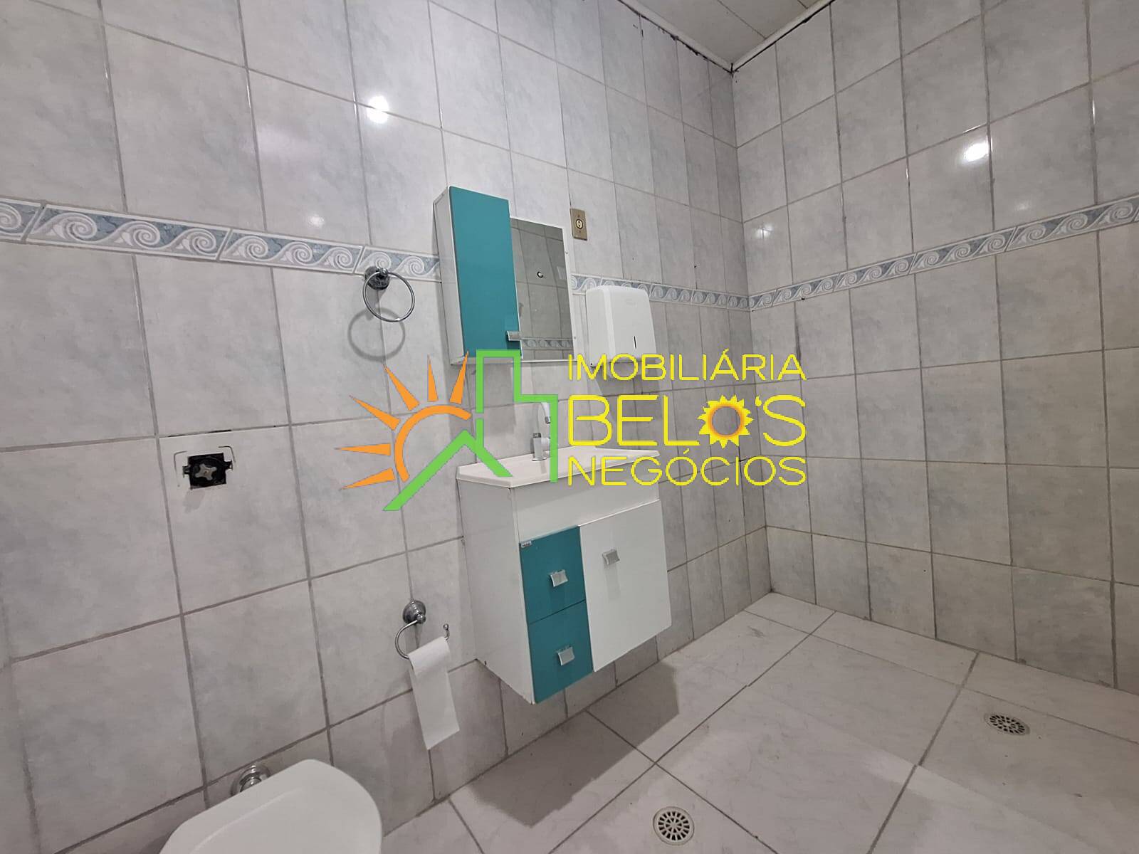 Casa à venda e aluguel com 2 quartos, 110m² - Foto 11